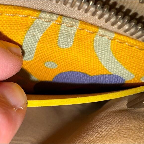 CHANEL CC Logos Flower Shoulder Tote Bag Canvas Leather Yellow 2 callouts GUC - Picture 10 of 11